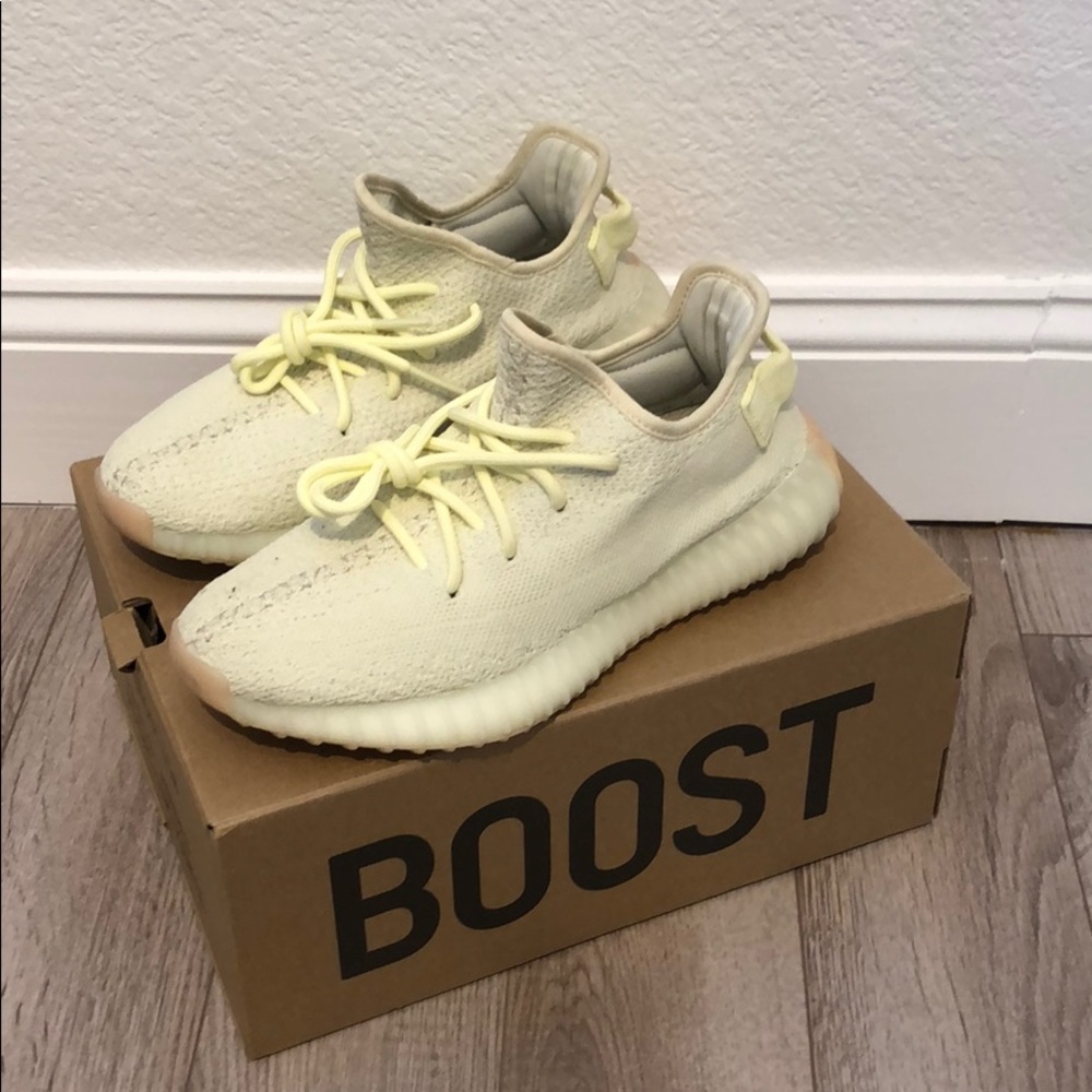 Yeezy Boost 350 v2 Butter Size 6